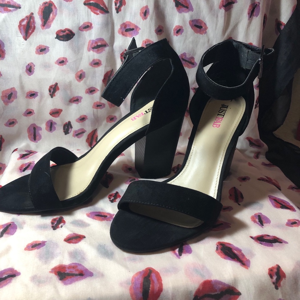 Aishena heels by JustFab